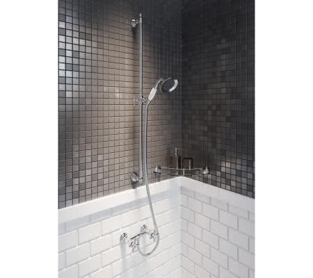 Zestaw natryskowo-przesuwny firmy Ferro.